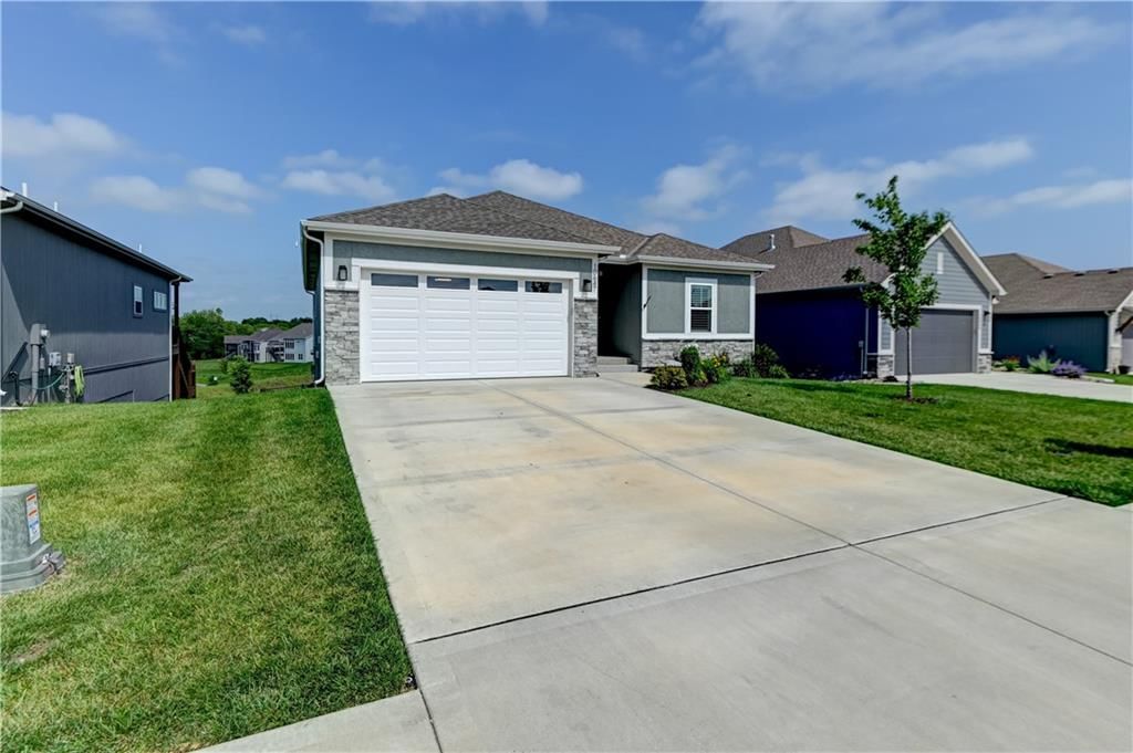10647 N Bell Street — photo 3