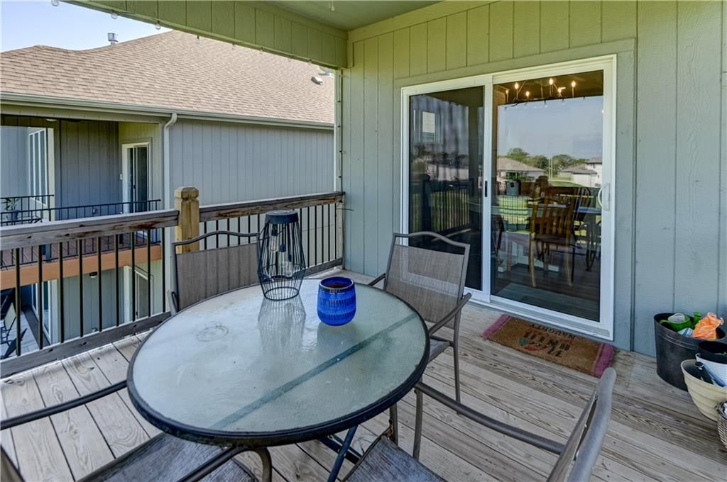 10647 N Bell Street — photo 28