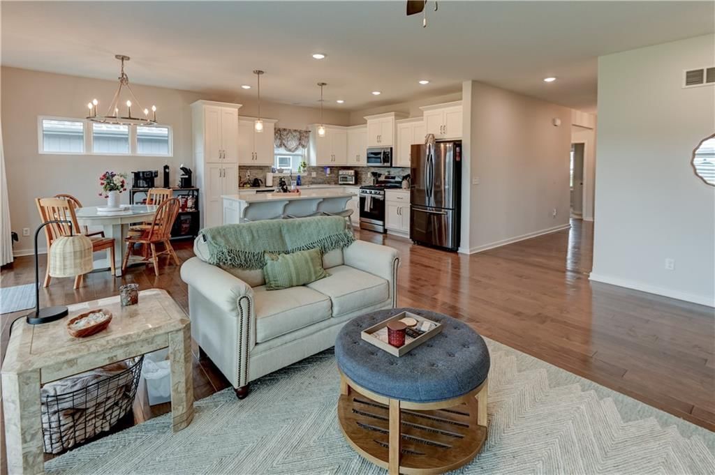 10647 N Bell Street — photo 35