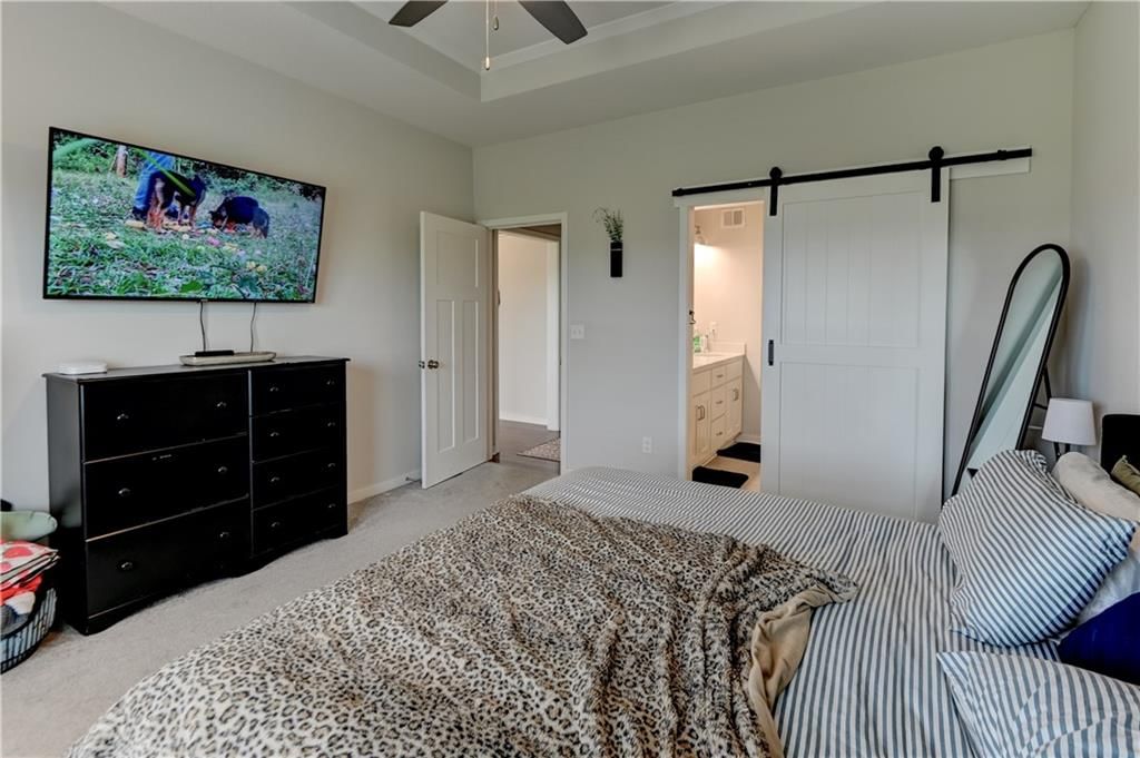 10647 N Bell Street — photo 38