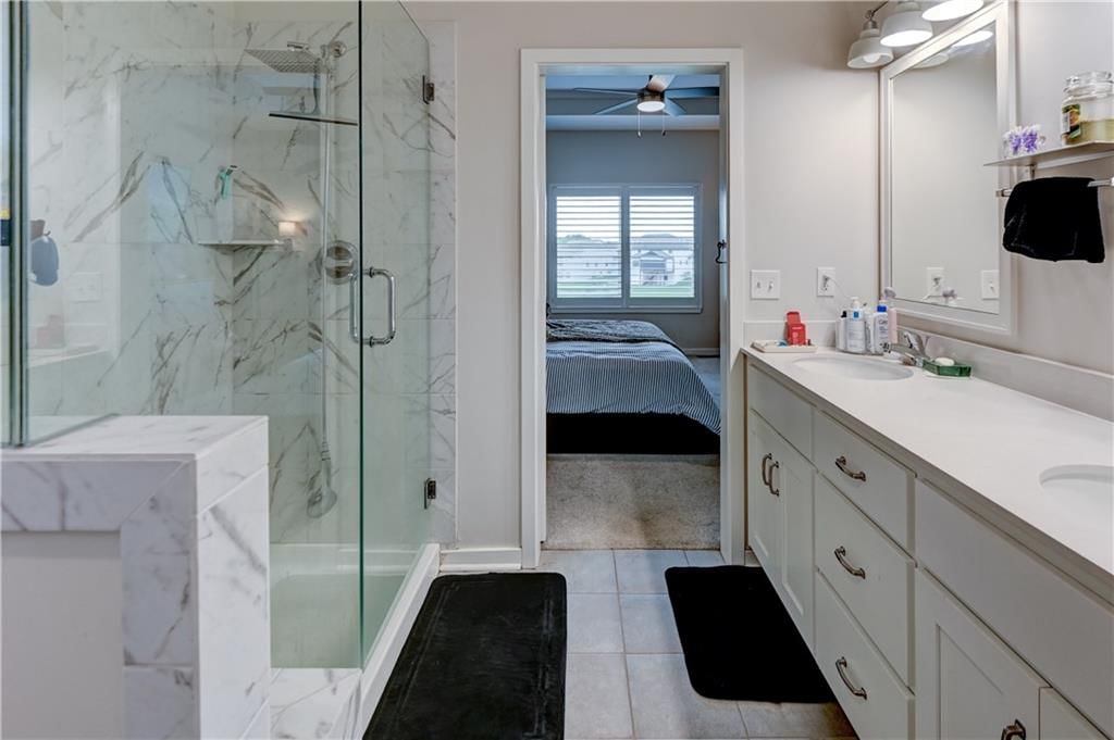 10647 N Bell Street — photo 43