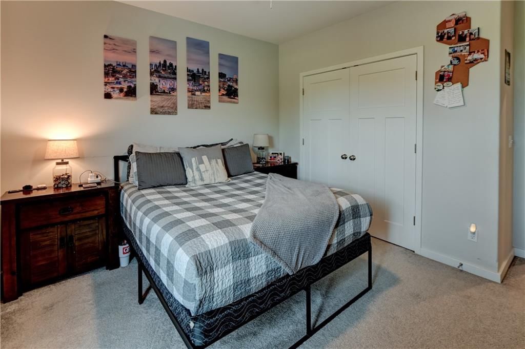 10647 N Bell Street — photo 58