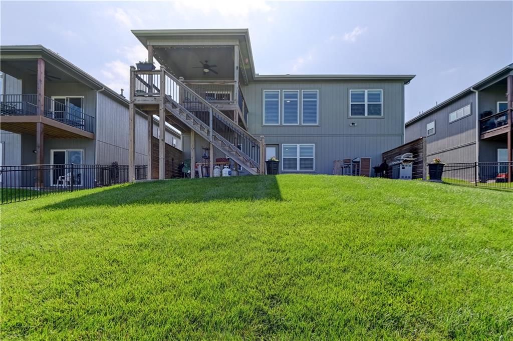 10647 N Bell Street — photo 71