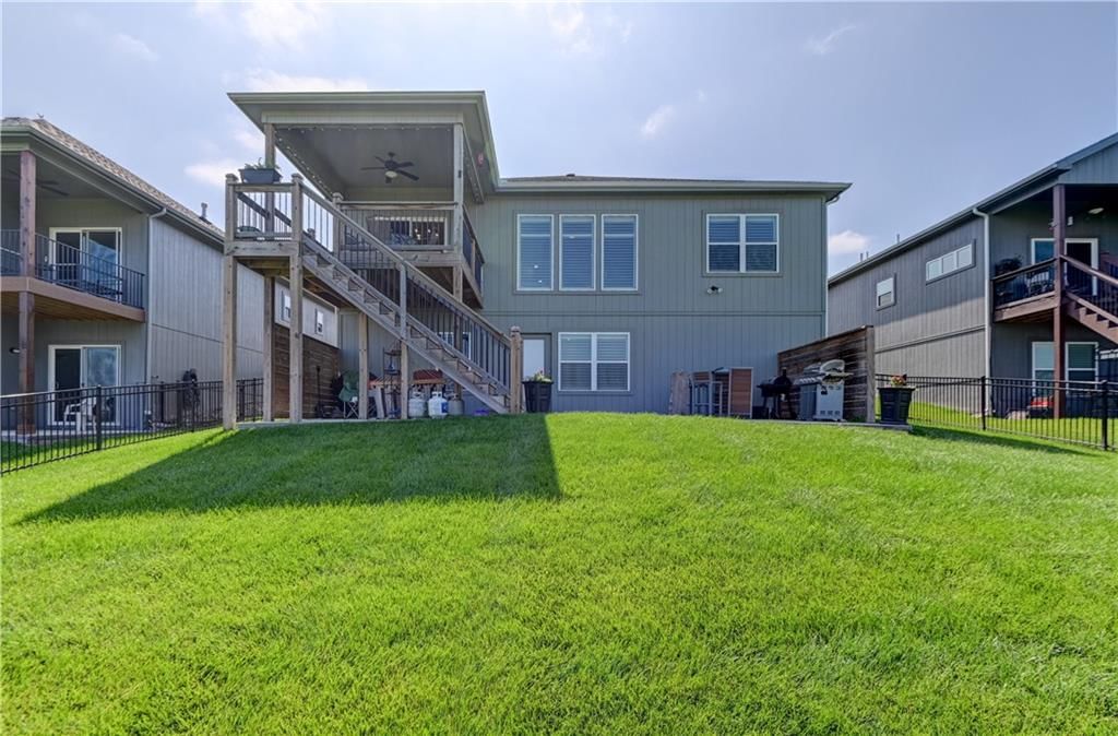 10647 N Bell Street — photo 73