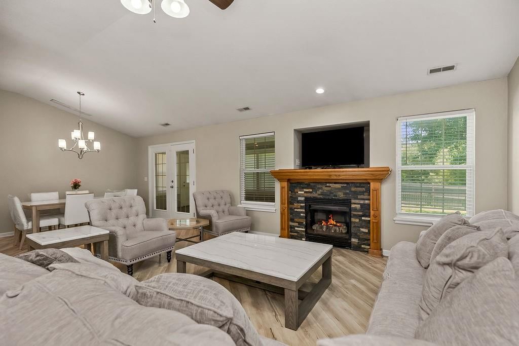 16705 Freeman Drive — photo 4