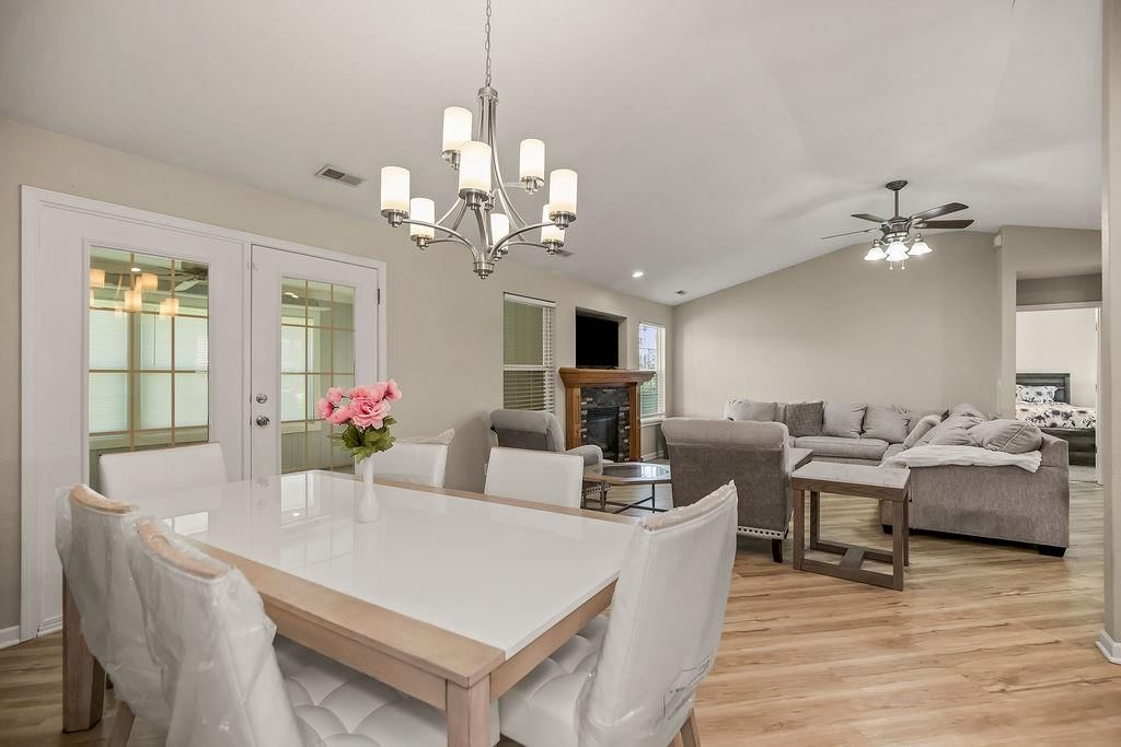 16705 Freeman Drive — photo 9