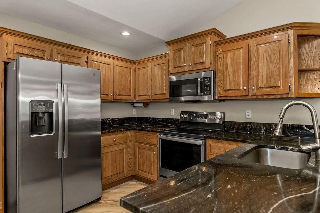 16705 Freeman Drive — photo 11