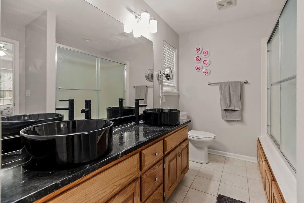 16705 Freeman Drive — photo 17