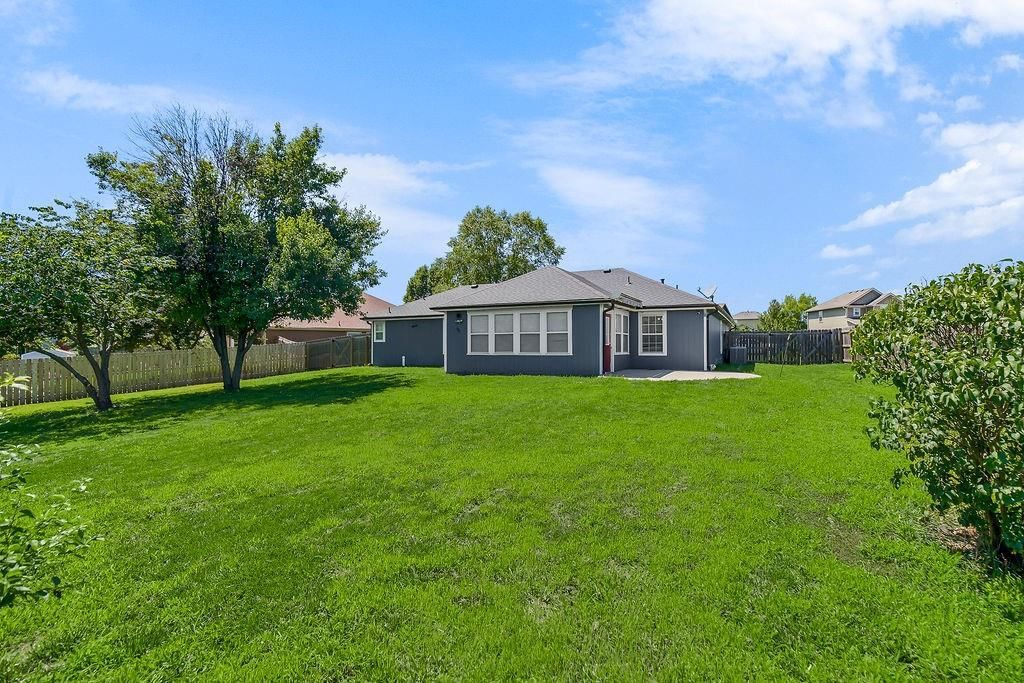 16705 Freeman Drive — photo 28
