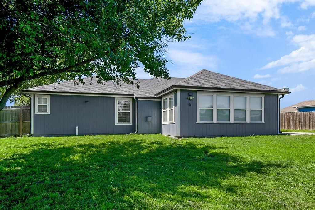 16705 Freeman Drive — photo 30