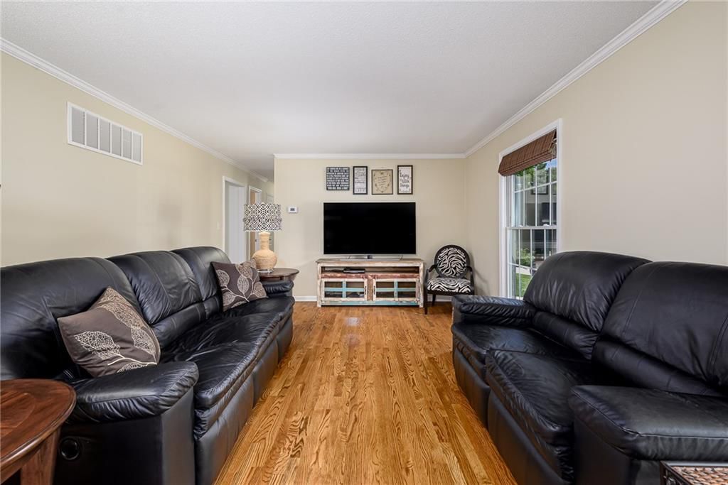 918 S 53rd Terrace — photo 5