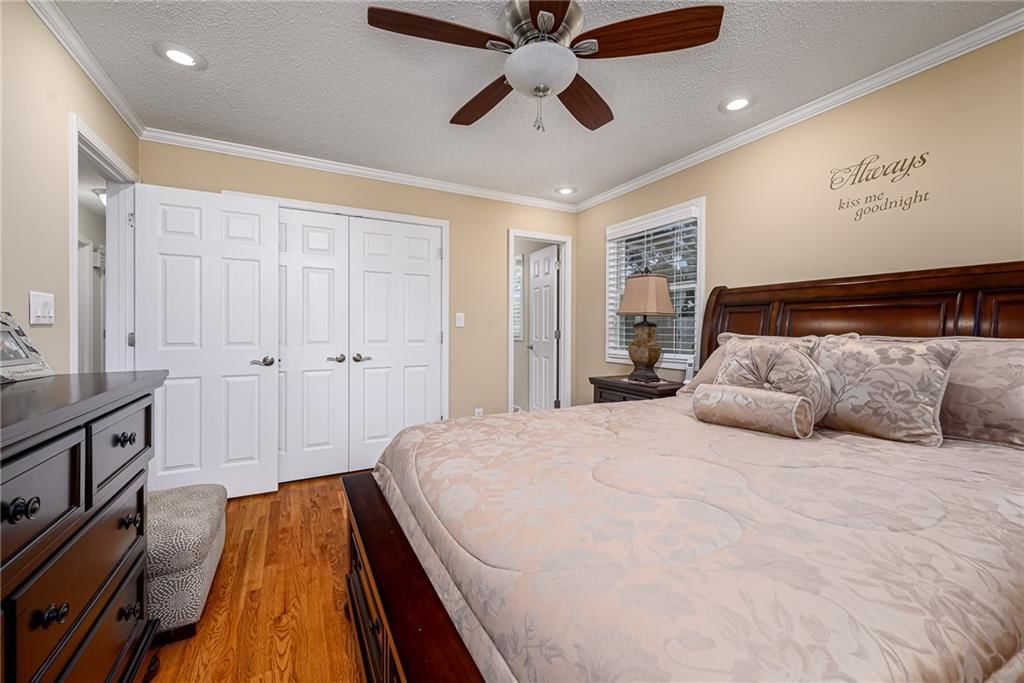 918 S 53rd Terrace — photo 12