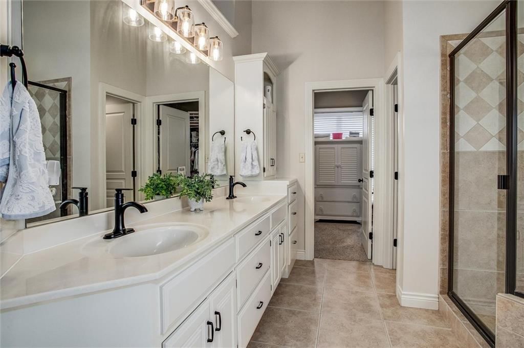 400 SE Stillwater Drive — photo 18