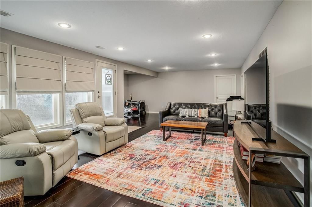 400 SE Stillwater Drive — photo 23