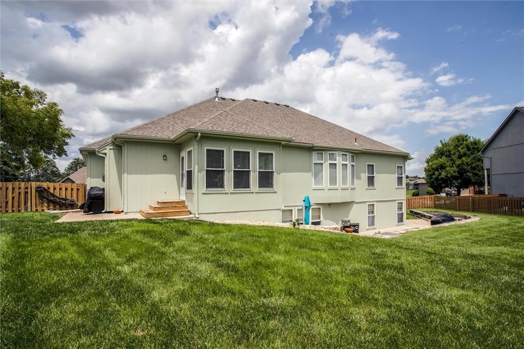 400 SE Stillwater Drive — photo 30