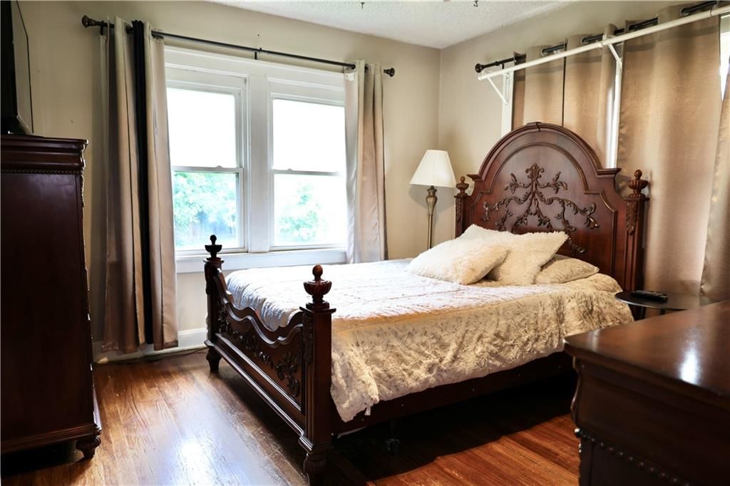 Photo 7 of 10 - 443 N 19th Street, Kansas City, KS 66102