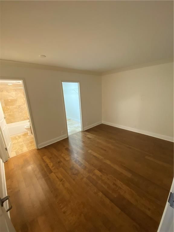 700 E 8TH Street — photo 2