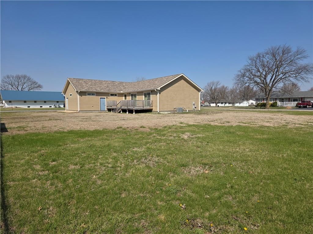 525 Kennedy Street — photo 4