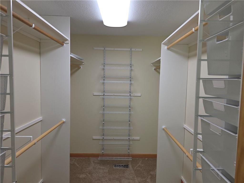 525 Kennedy Street — photo 12
