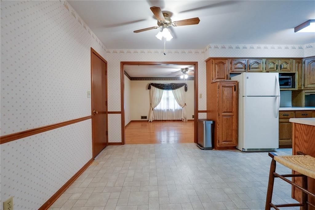 11016 Stark Avenue — photo 14