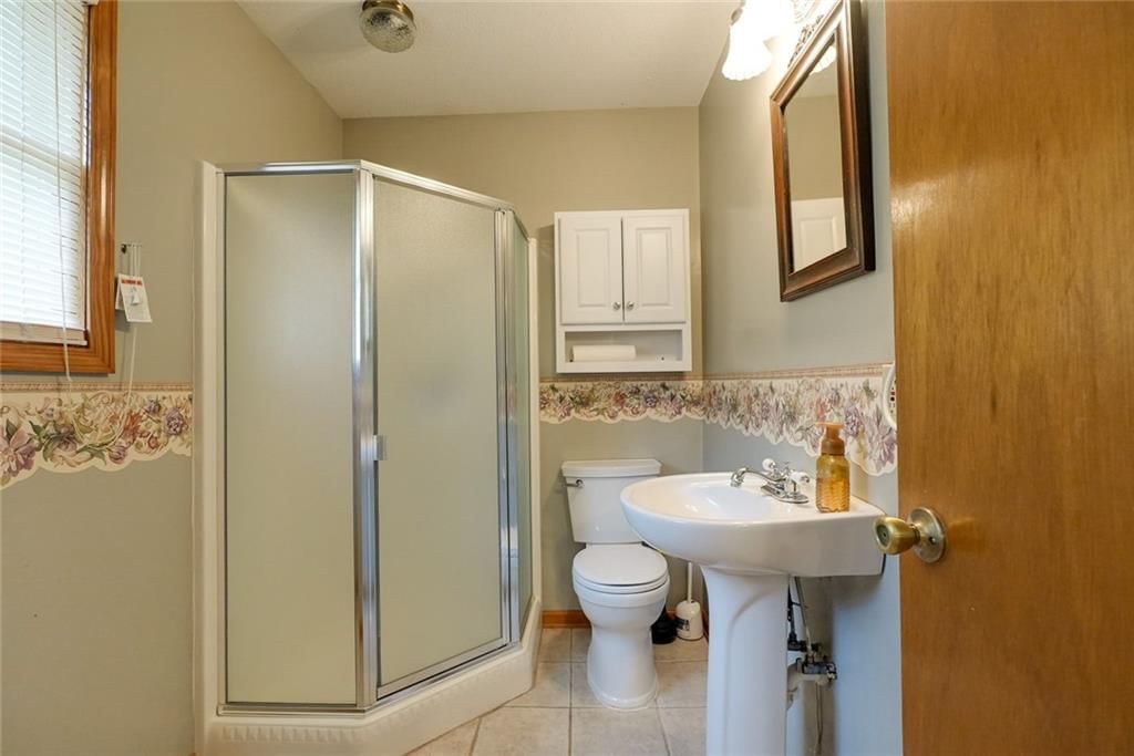11016 Stark Avenue — photo 20