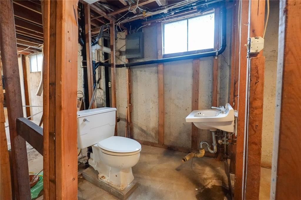 11016 Stark Avenue — photo 23