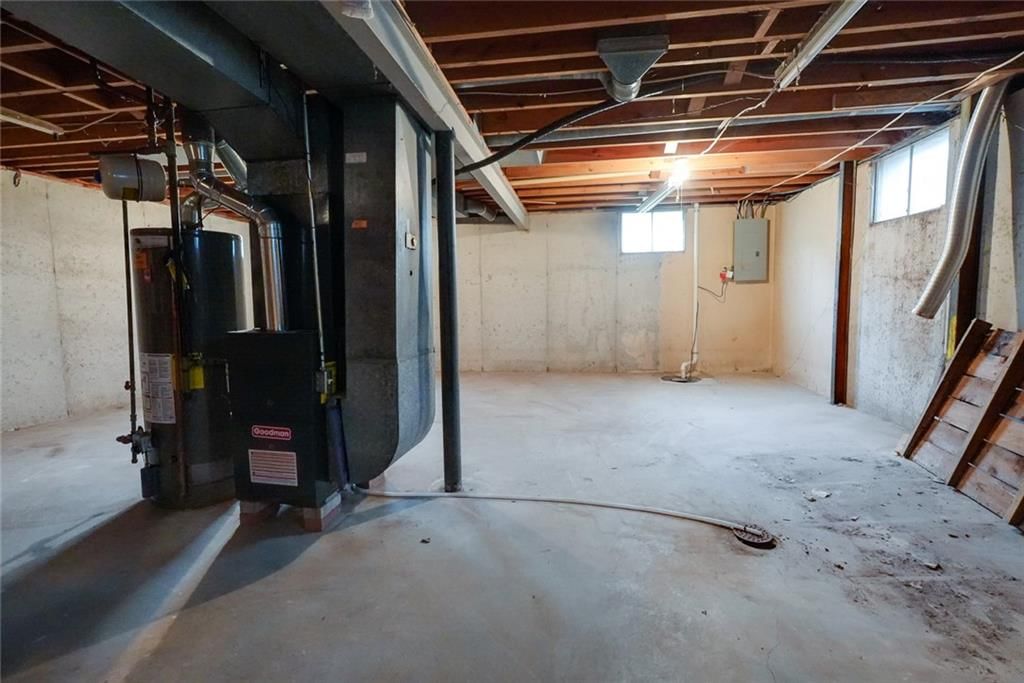 11016 Stark Avenue — photo 24