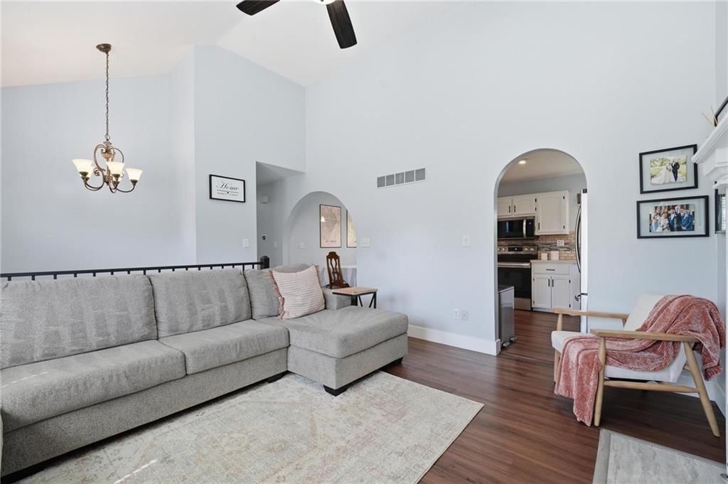 11215 N Marsh Avenue — photo 14