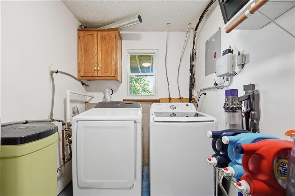 11215 N Marsh Avenue — photo 32