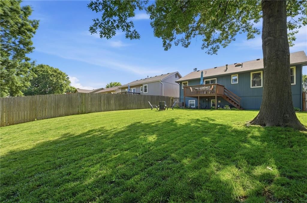 11215 N Marsh Avenue — photo 41