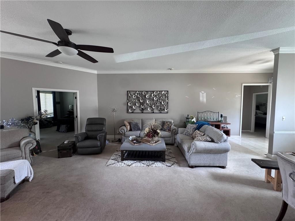 2105 SW Wall Street — photo 3