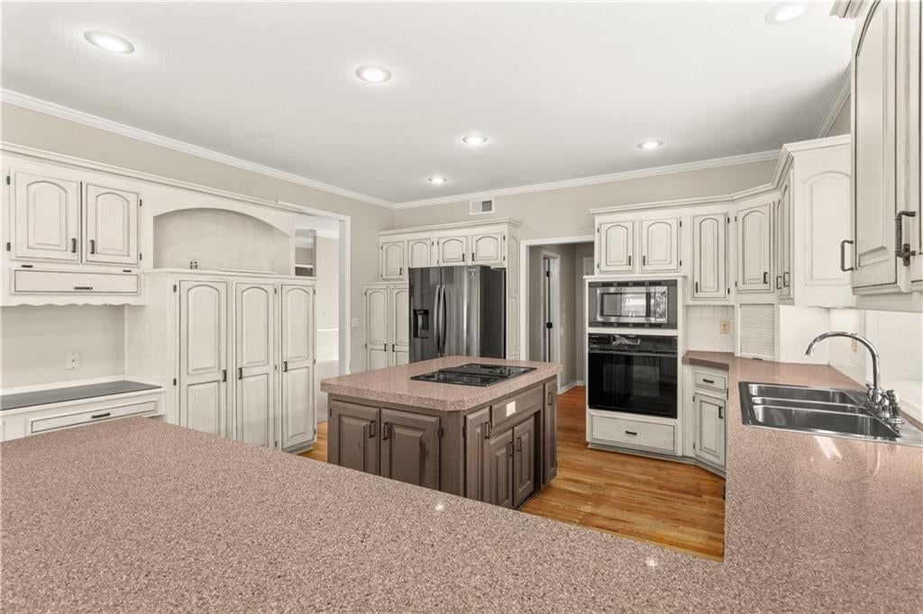 2105 SW Wall Street — photo 15
