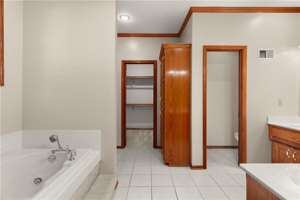 2105 SW Wall Street — photo 39