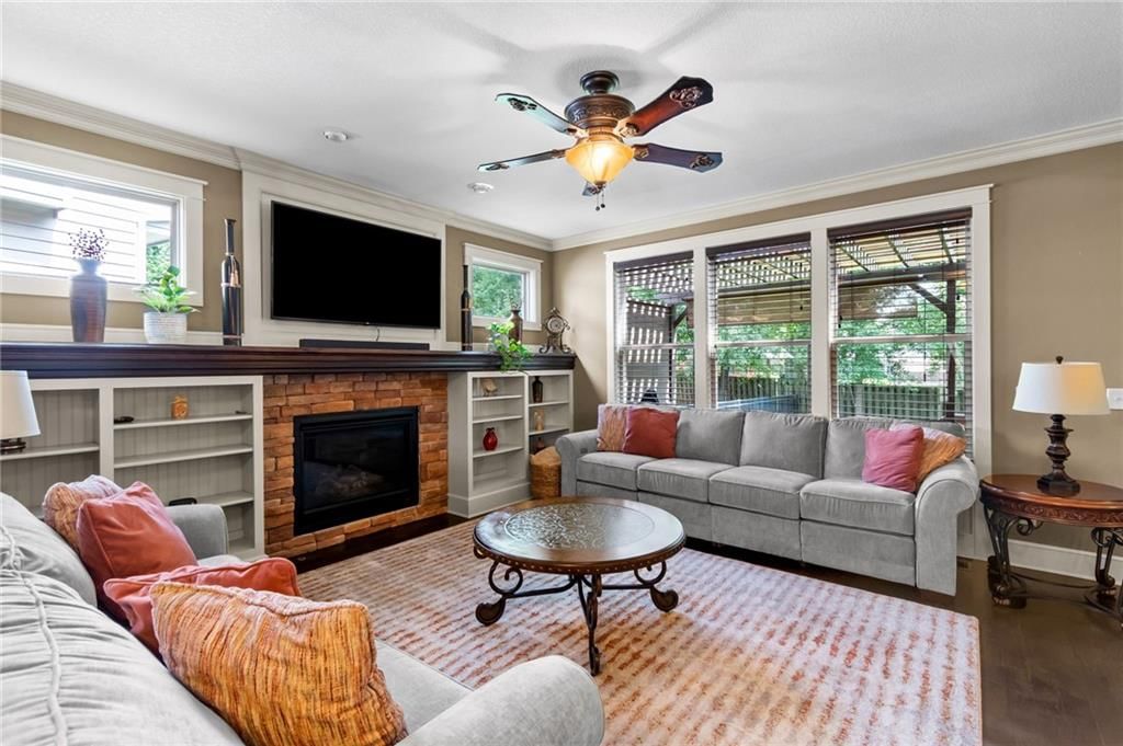 321 Creekwood Drive — photo 12