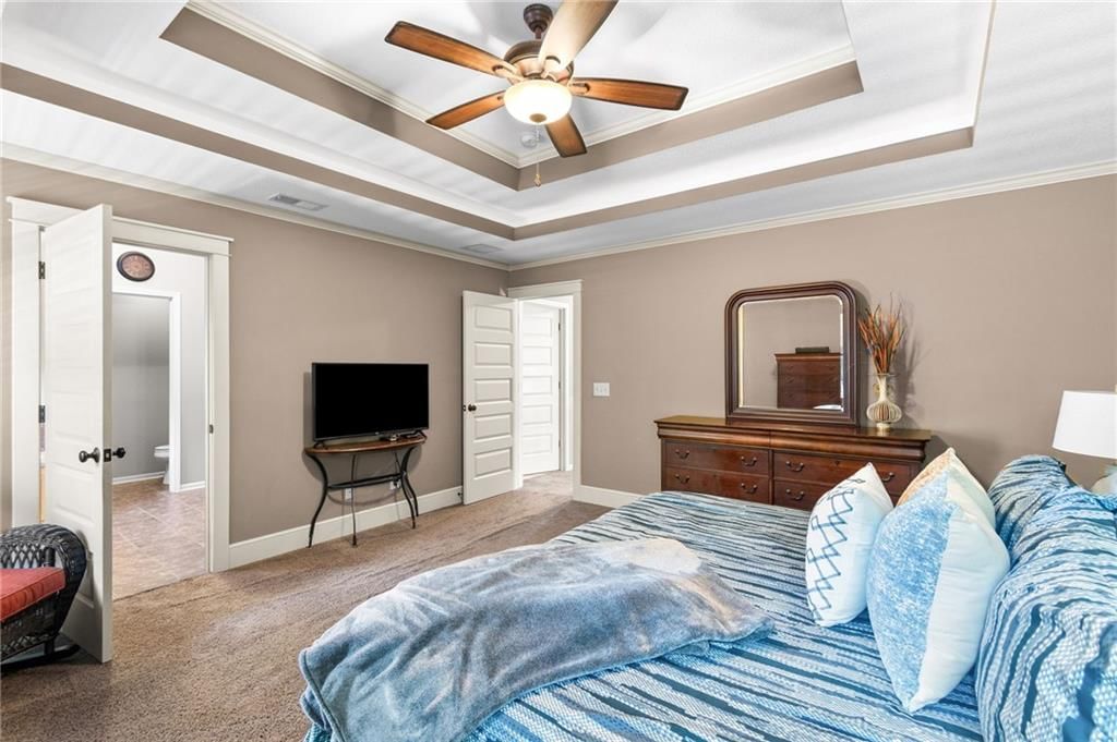 321 Creekwood Drive — photo 24