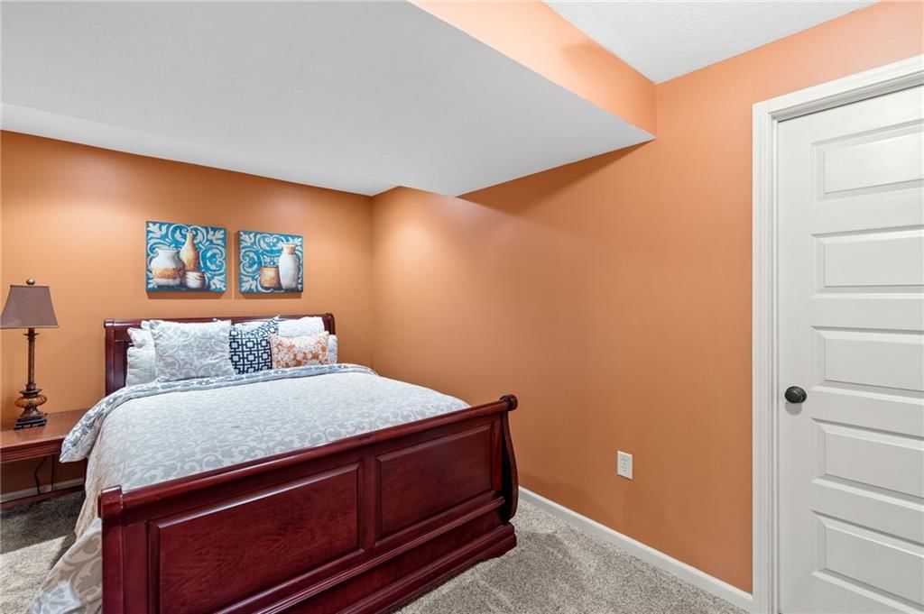 321 Creekwood Drive — photo 33