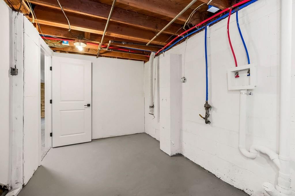 4921 Briar Street — photo 29