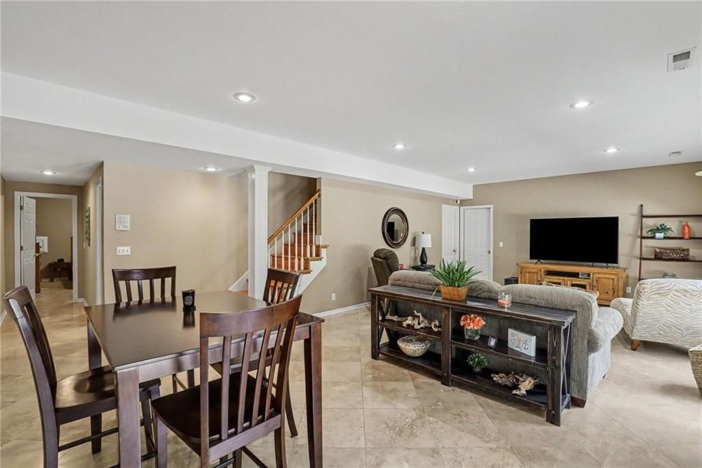 1915 NW WILDWOOD Court — photo 28