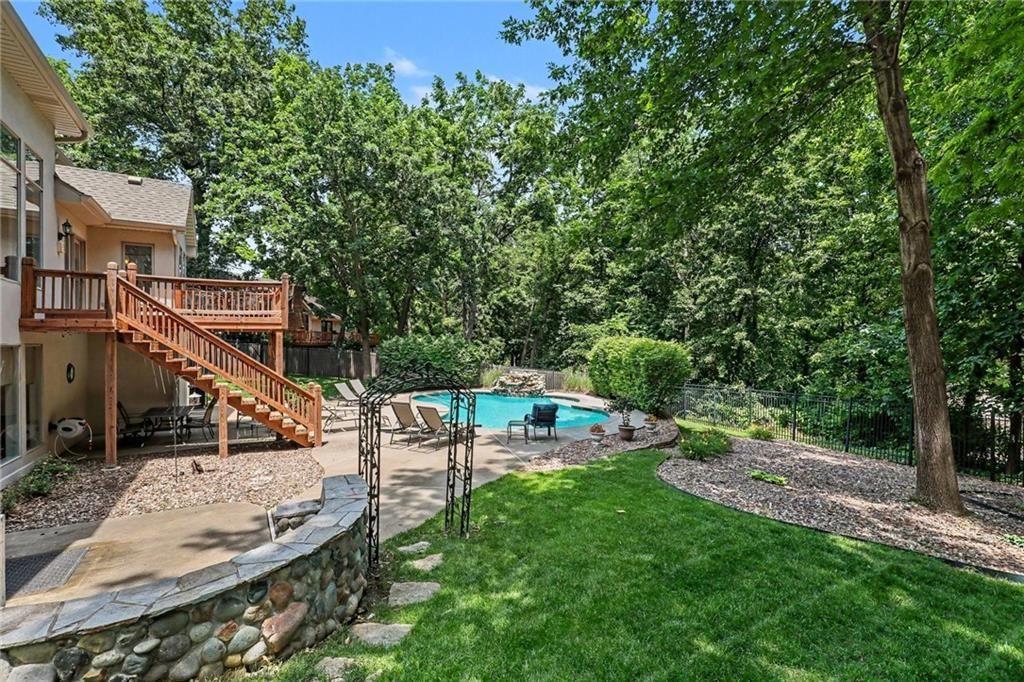 1915 NW WILDWOOD Court — photo 38