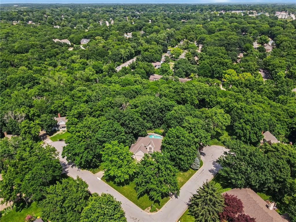 1915 NW WILDWOOD Court — photo 41