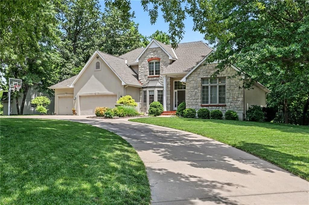 1915 NW WILDWOOD Court — photo 44