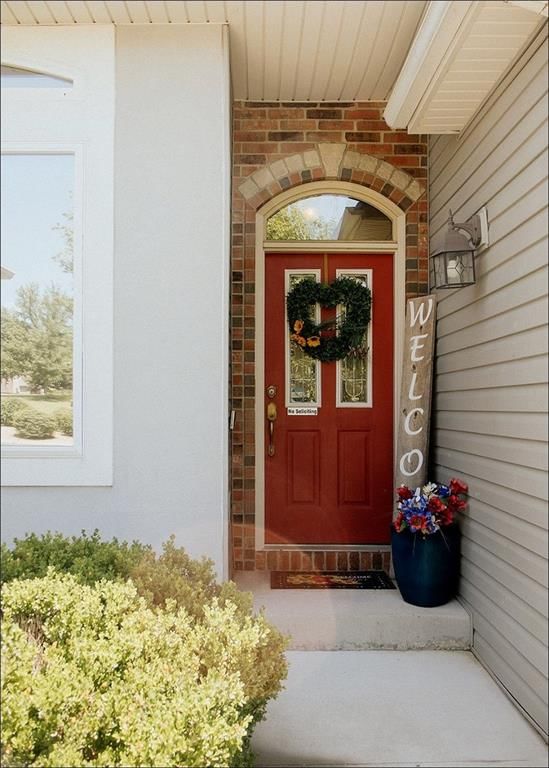 209 Westgate Circle — photo 4