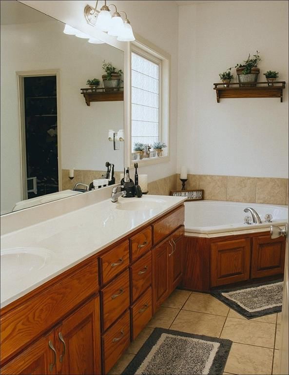209 Westgate Circle — photo 17