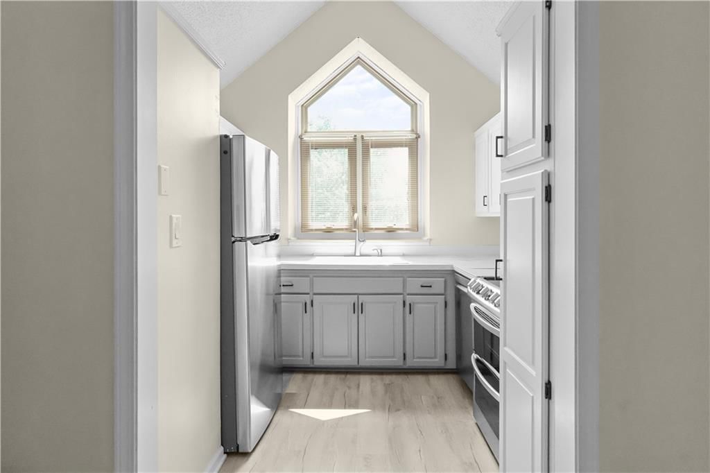4822 Horton Street — photo 7