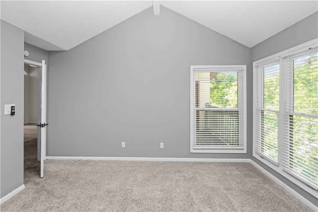 4822 Horton Street — photo 9