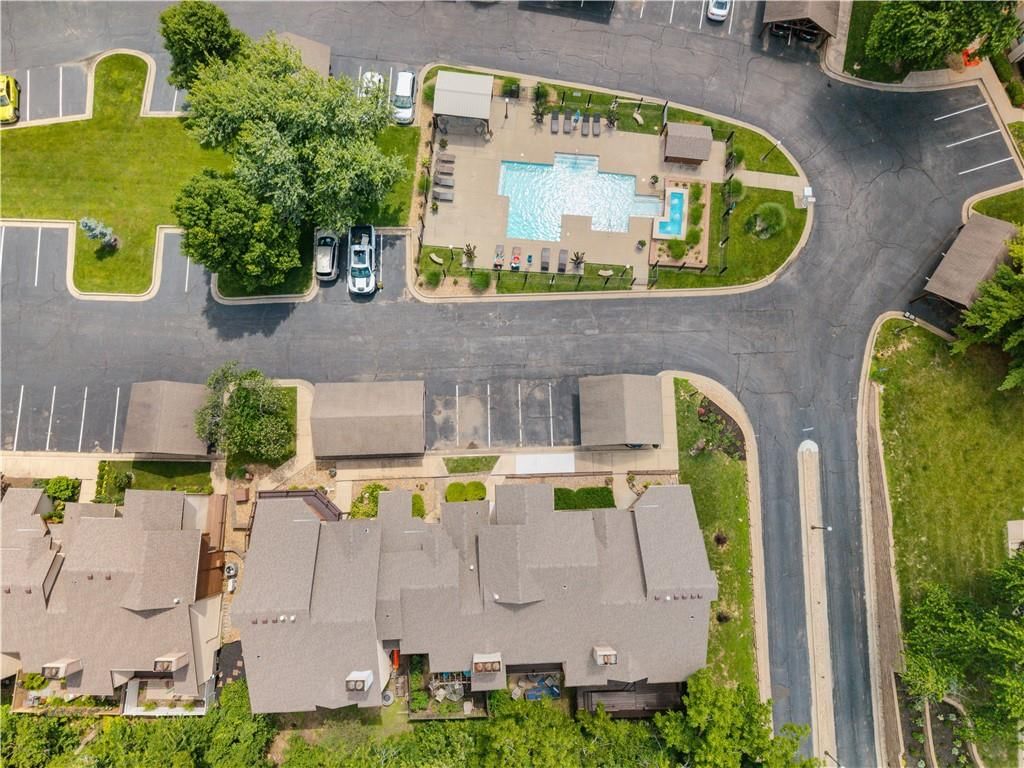 4822 Horton Street — photo 18