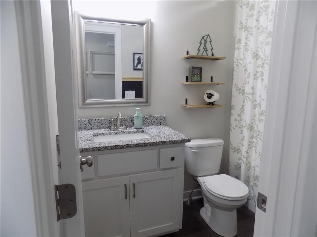 2211 Pike Street — photo 32