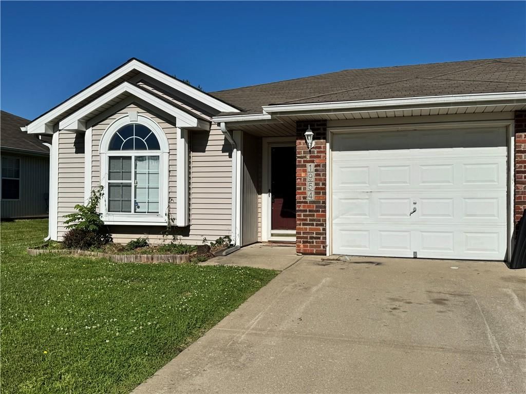 1952 S Powahatan Court, Independence, MO