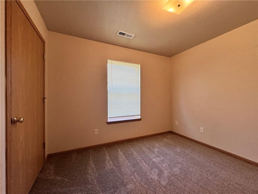 1952 S Powahatan Court — photo 4