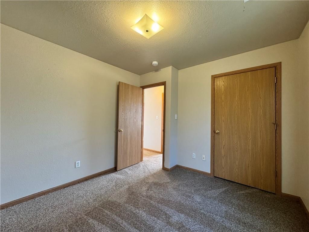 1952 S Powahatan Court — photo 5
